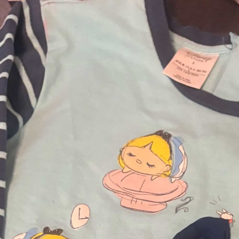 DISNEY Alice in wonderland Girls Shirt L 10-12 - Picture 2 of 5